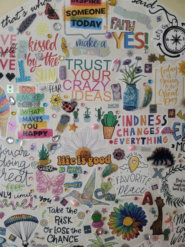 Real Connections Art Therapy photos-20251202_084525